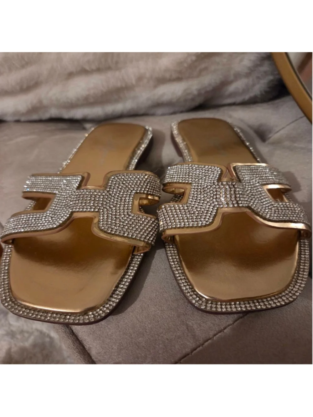 Women's LUFFYMOMO Gold & Silver Rhinestone Flat Sandals Size 8
